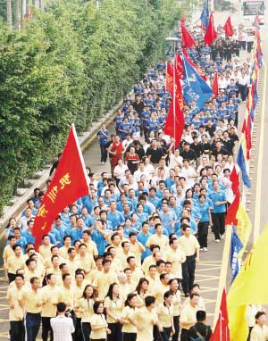 深圳全民健身與大運同行 群眾體育為大運添彩